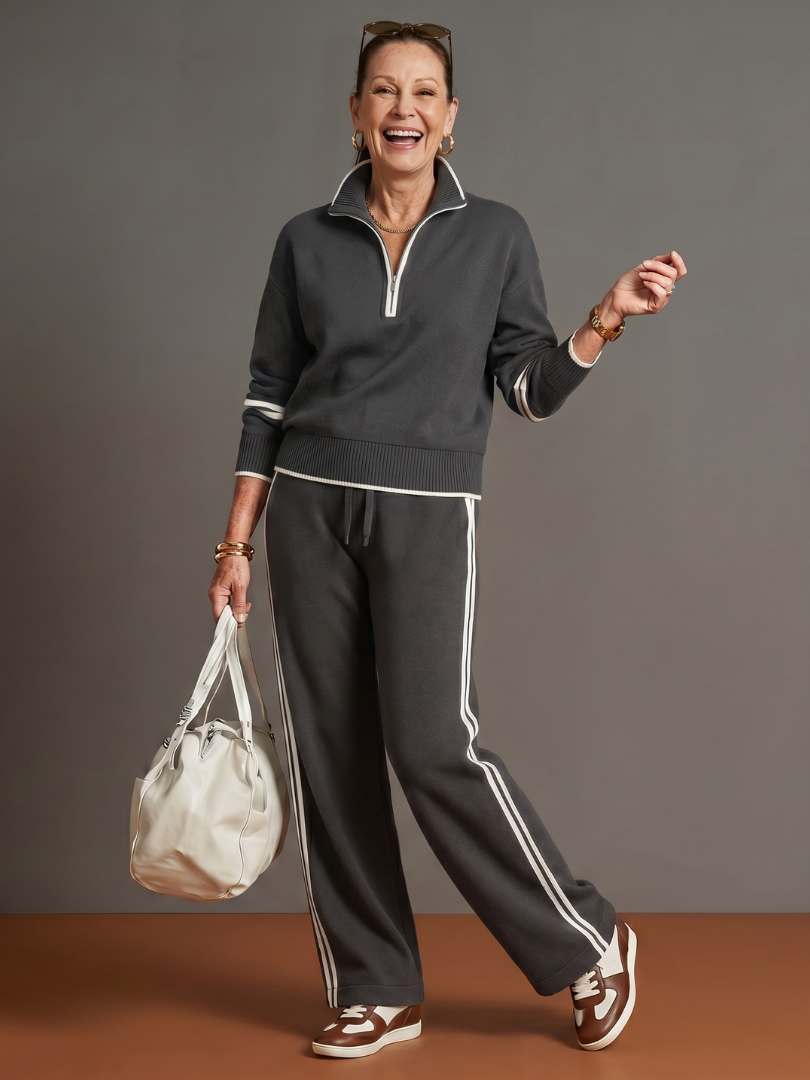 Rain | Conjunto de sudadera con cuello de cremallera y manga larga y pantalón con franja lateral