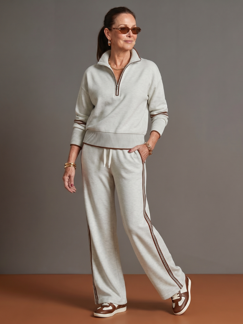 Rain | Conjunto de sudadera con cuello de cremallera y manga larga y pantalón con franja lateral