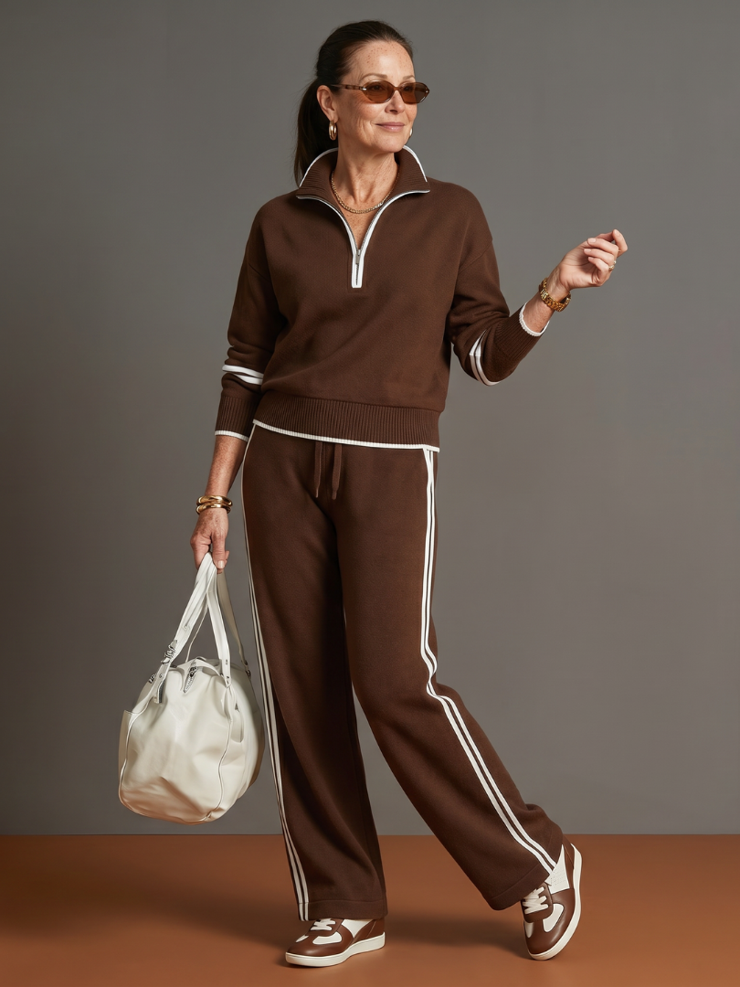 Rain | Conjunto de sudadera con cuello de cremallera y manga larga y pantalón con franja lateral
