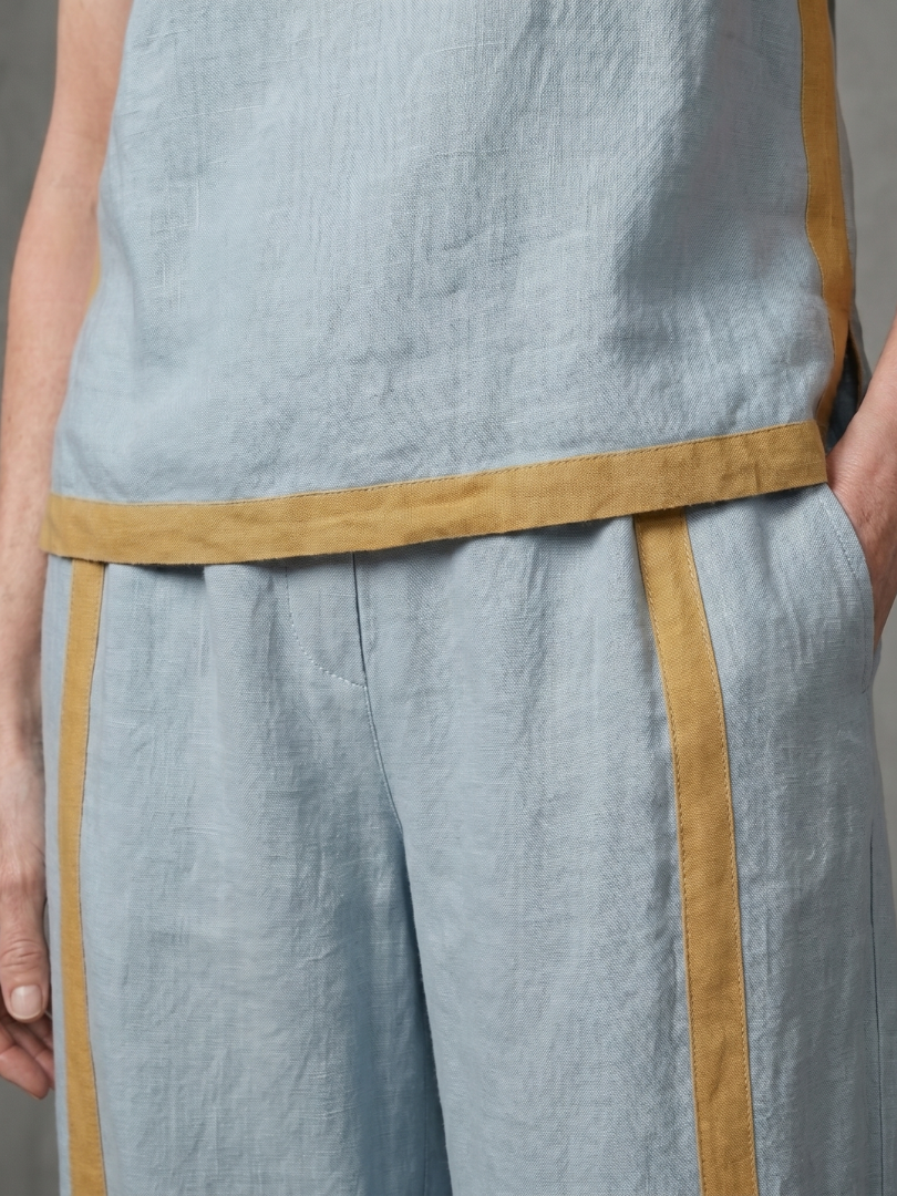Inara | Top sin mangas y conjunto de pantalones de pierna ancha con contraste