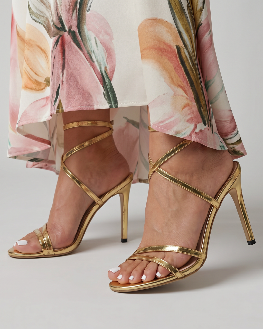 Isolde | Sandalias de tacón stiletto con tiras envolventes metálicas