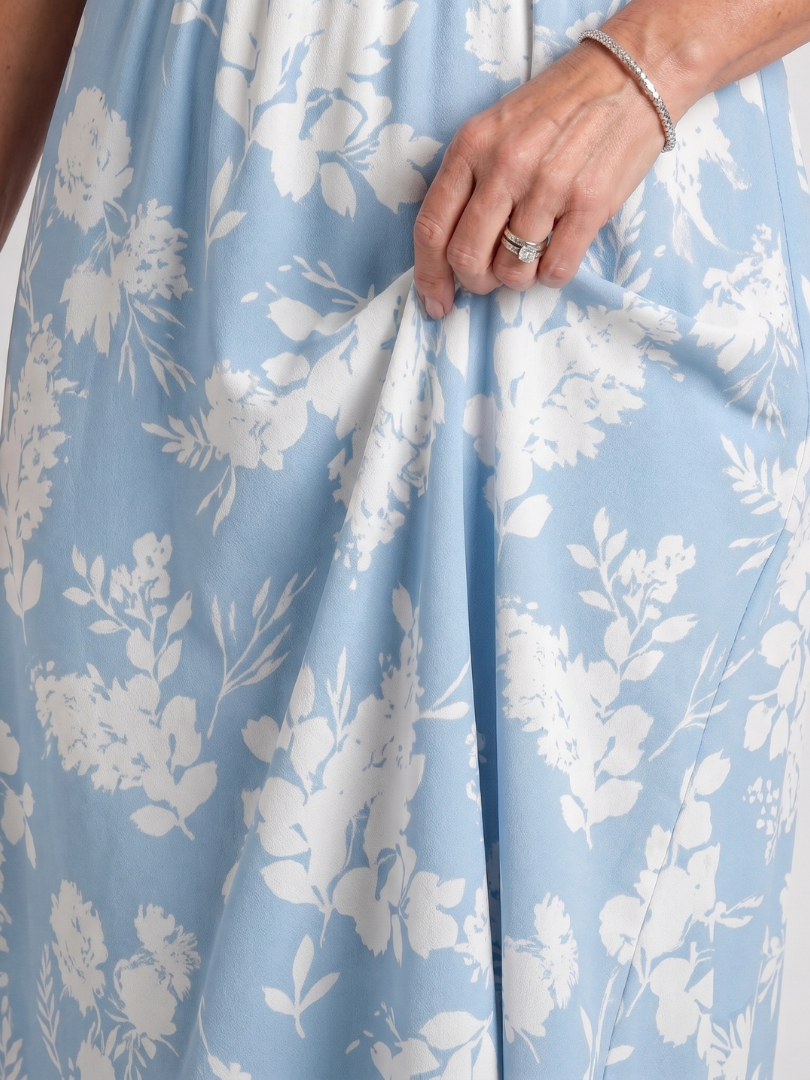 Marion | Vestido midi de manga corta con escote en V y estampado floral