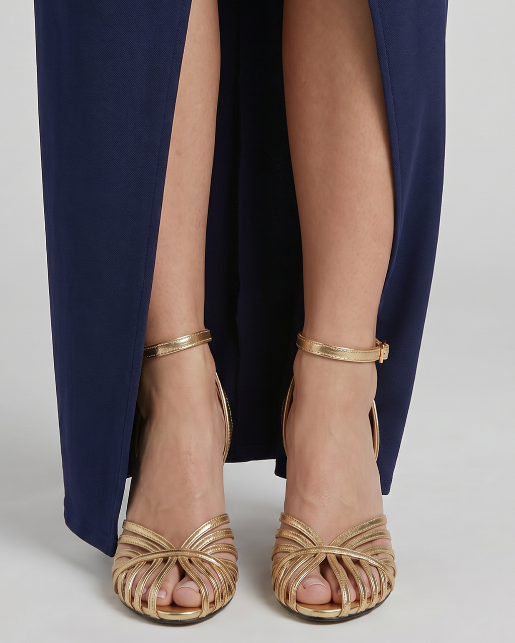 Sabine | Sandalias de tiras metálicas con puntera afilada y tacón