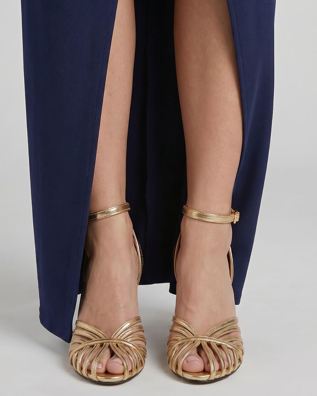 Sabine | Sandalias de tiras metálicas con puntera afilada y tacón