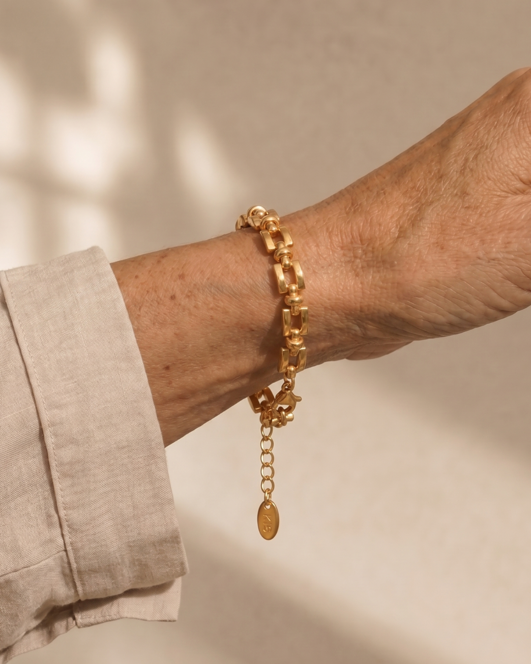 Sapphira | Pulsera de eslabones geométricos