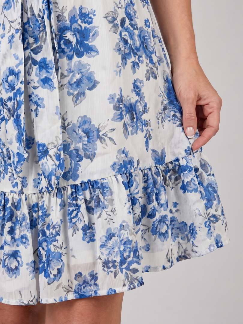 Murree | Vestido de largo midi con cuello halter y bajo con volantes