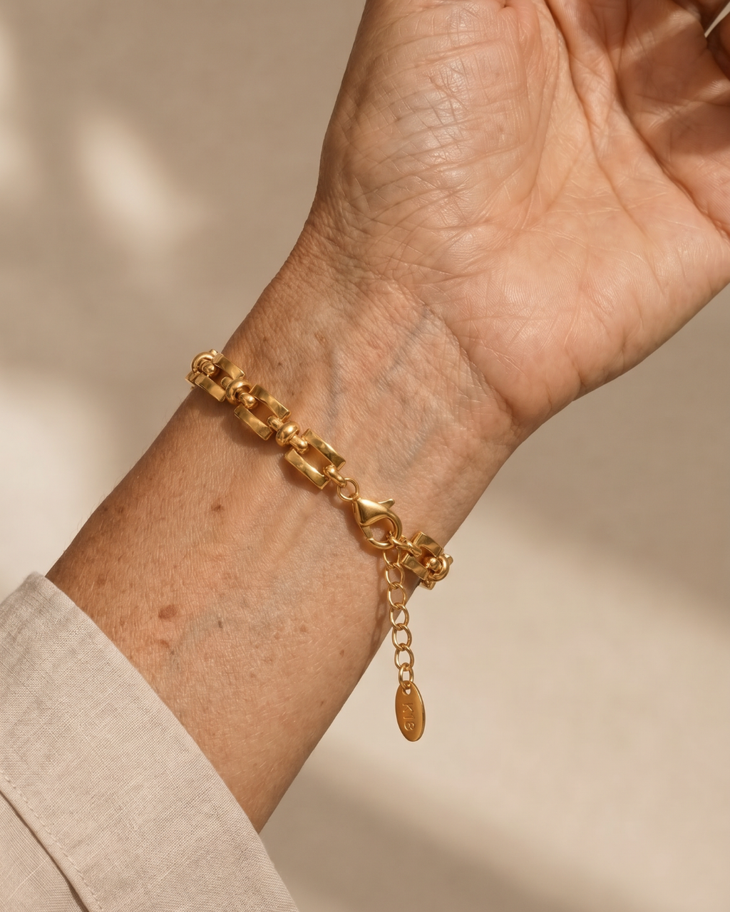 Sapphira | Pulsera de eslabones geométricos