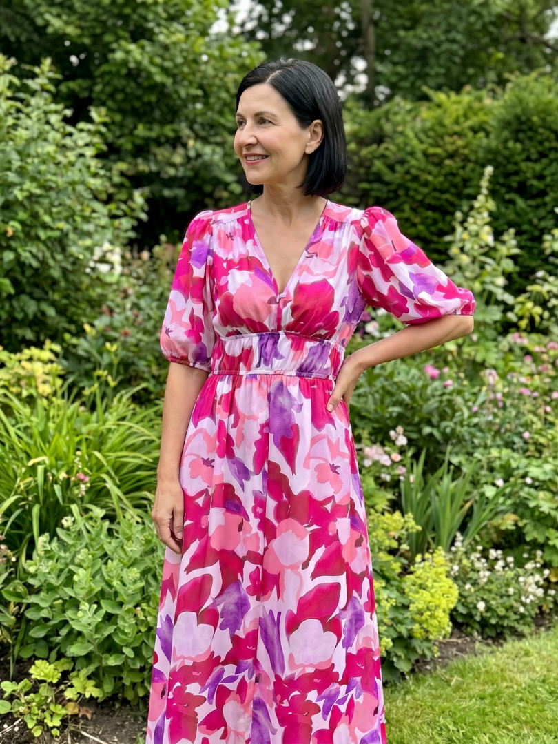 Candlia | Vestido midi estampado abstracto con mangas abullonadas y escote en V